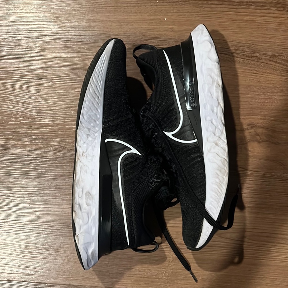 M nike infinity react